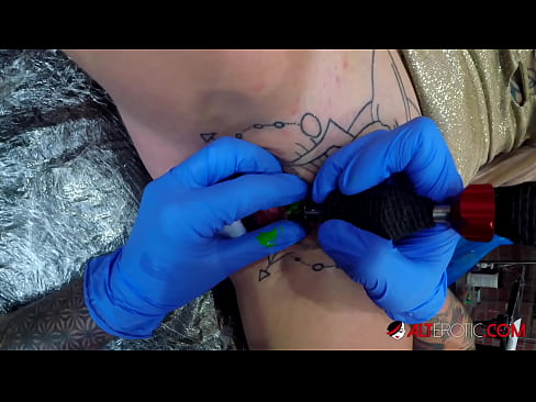 ❤️ Sully Savage ea nang le li-tattoo tse chesang haholo o ile a fumana tattoo clitoris ea hae ho st.xxxner.ru ❌️❤